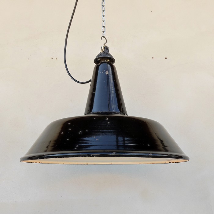 Passa il mouse sull'immagine per ingrandire Lampada industriale a sospensione italiana vintage D41 - foto 1