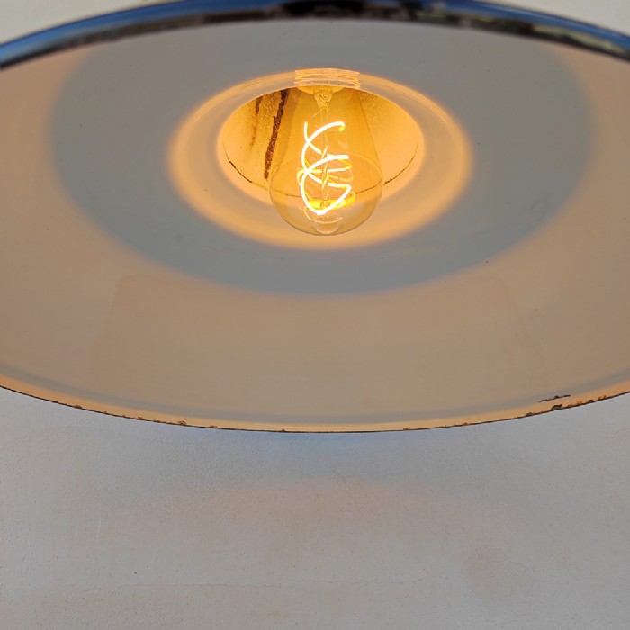 Passa il mouse sull'immagine per ingrandire Lampada industriale a sospensione italiana vintage D41 - foto 9