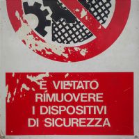 Miniatura dell'articolo Cartello industriale sicurezza vintage - Oggetto n.109
