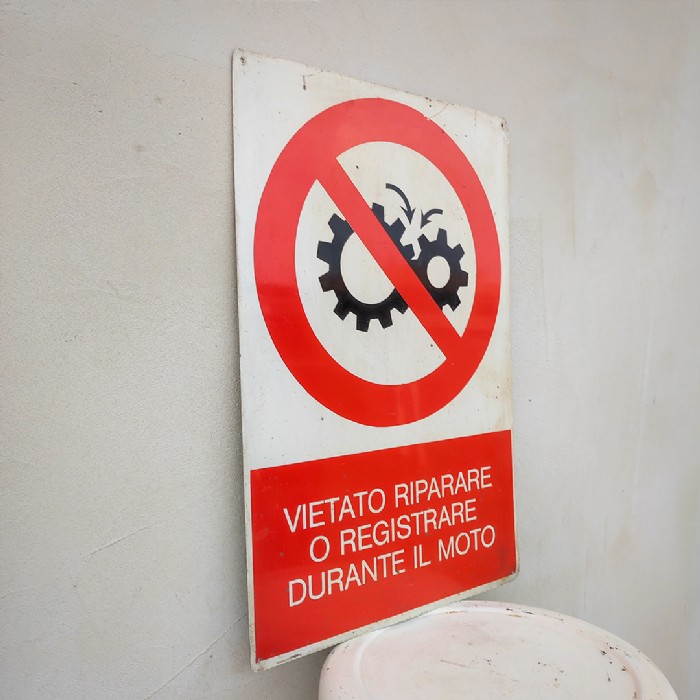 Miniatura dell'articolo Cartello industriale di sicurezza vintage - Oggetto n.110