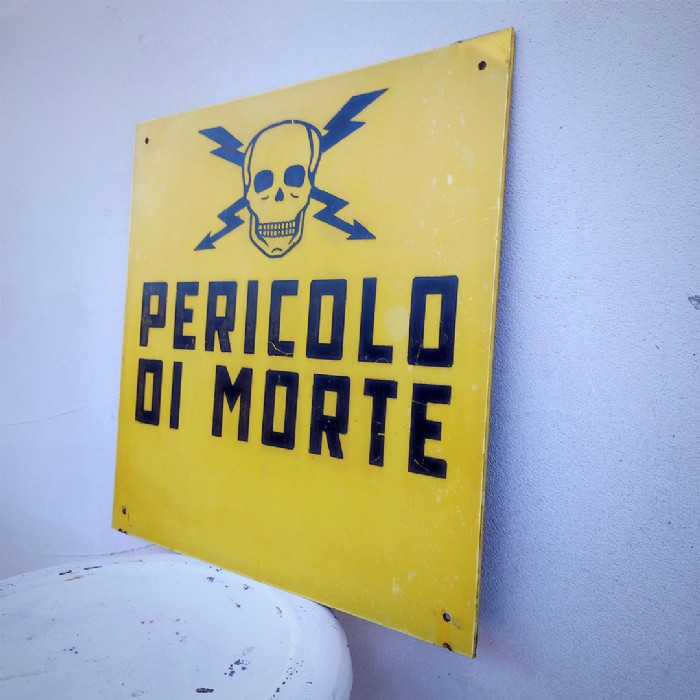 Miniatura dell'articolo Cartello segnaletico di pericolo di morte vintage - Oggetto n.111