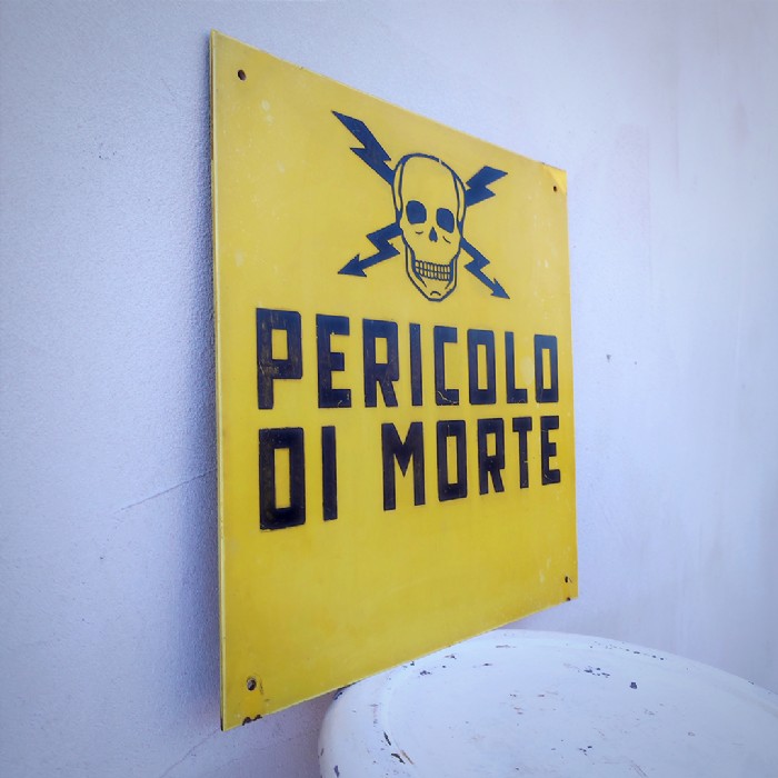 Miniatura dell'articolo Cartello segnaletico di pericolo di morte vintage - Oggetto n.111