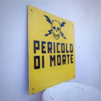 Miniatura dell'articolo Cartello segnaletico di pericolo di morte vintage - Oggetto n.111