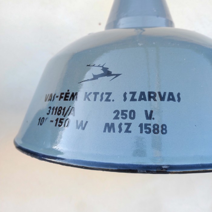 Immagine dell'articolo Lampada industriale a sospensione Lampada industriale a sospensione Ungherese vintage D36 n.423