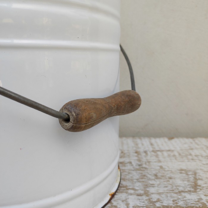 Passa il mouse sull'immagine per ingrandire Secchiello smaltato con manico vintage - foto 7