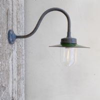 Ingrandisci l'immagine Lampada industriale da parete ungherese vintage D24 - miniatura 1