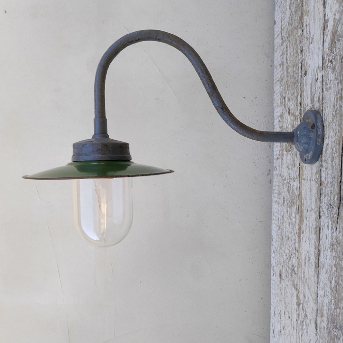 Passa il mouse sull'immagine per ingrandire Lampada industriale da parete ungherese vintage D24 - foto 12