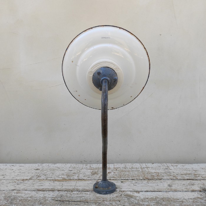 Passa il mouse sull'immagine per ingrandire Lampada industriale vintage da parete ungherese D30,5 - foto 5