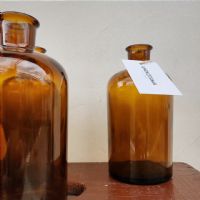 Miniatura dell'articolo Boccetta da farmacista in vetro ambrato 1 Lt vintage - Oggetto n.179