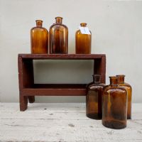 Miniatura dell'articolo Boccetta da farmacista in vetro ambrato 1 Lt vintage - Oggetto n.179