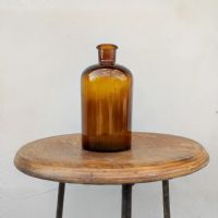 Miniatura dell'articolo Boccetta da farmacista in vetro ambrato 1 Lt vintage - Oggetto n.179