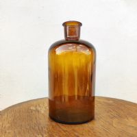 Miniatura dell'articolo Boccetta da farmacista in vetro ambrato 1 Lt vintage - Oggetto n.179