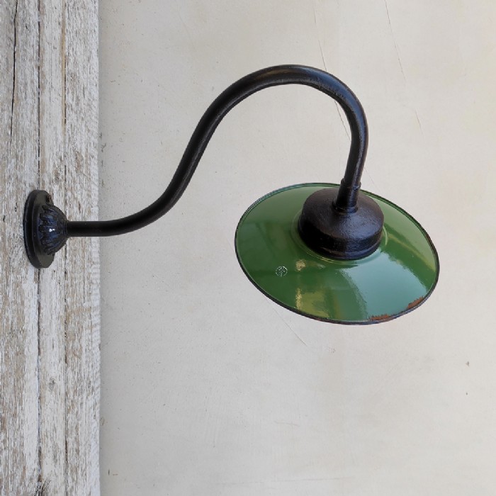 Passa il mouse sull'immagine per ingrandire Lampada industriale da parete ungherese vintage D24 - foto 3