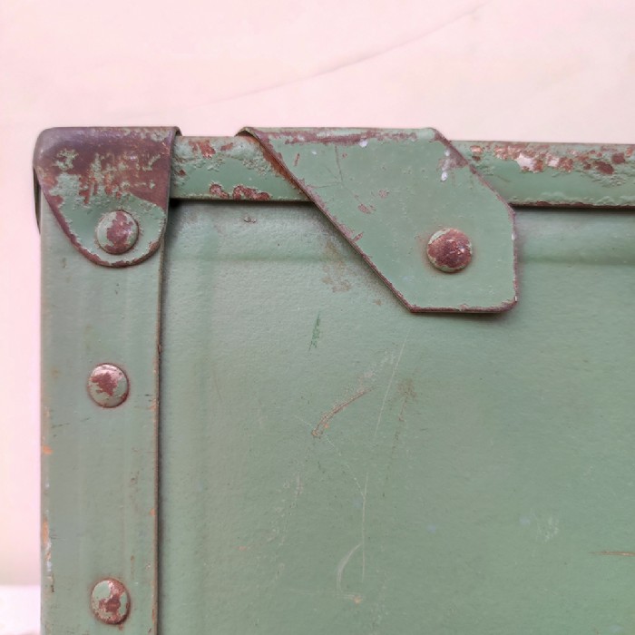 Immagine dell'articolo Contenitori Contenitore industriale vintage n.424