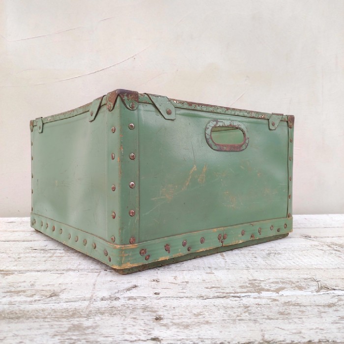 Immagine dell'articolo Contenitori Contenitore industriale vintage n.424