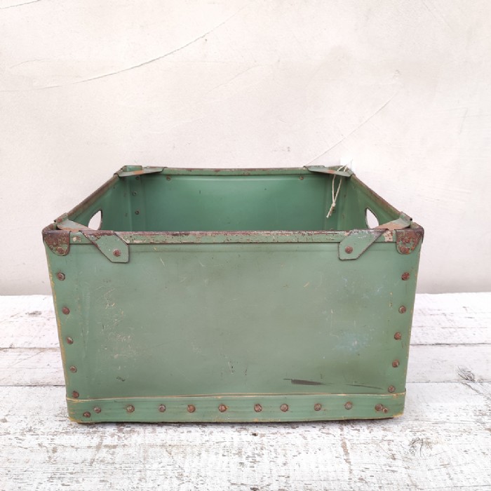 Immagine dell'articolo Contenitori Contenitore industriale vintage n.424