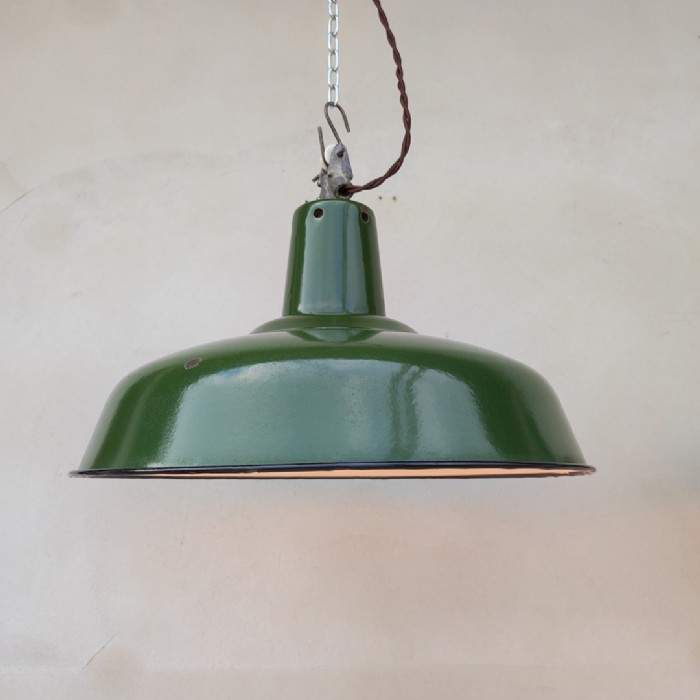 Immagine dell'articolo Lampada industriale a sospensione Lampade (2) industriali a sospensione francesi vintage D35,5 n.442