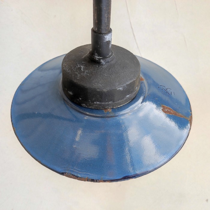 Passa il mouse sull'immagine per ingrandire Lampada industriale da parete ungherese vintage D23 - foto 4