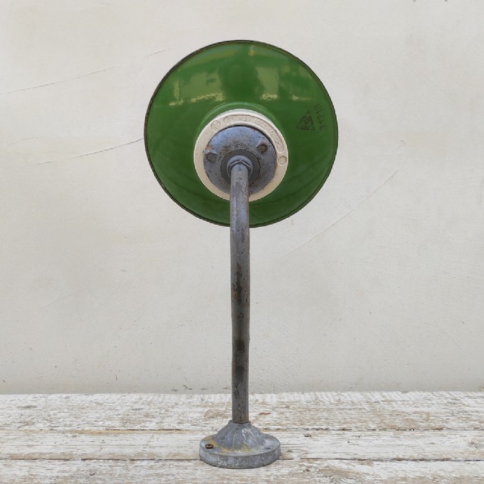 Passa il mouse sull'immagine per ingrandire Lampada industriale da parete ungherese vintage D23 - foto 6
