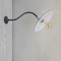 Ingrandisci l'immagine Miniatura dell'articolo Lampada da parete Lampada industriale ungherese da parete vintage n.372