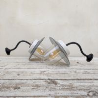 Miniatura dell'articolo Lampada industriale da parete esterno ungherese - Oggetto n.273