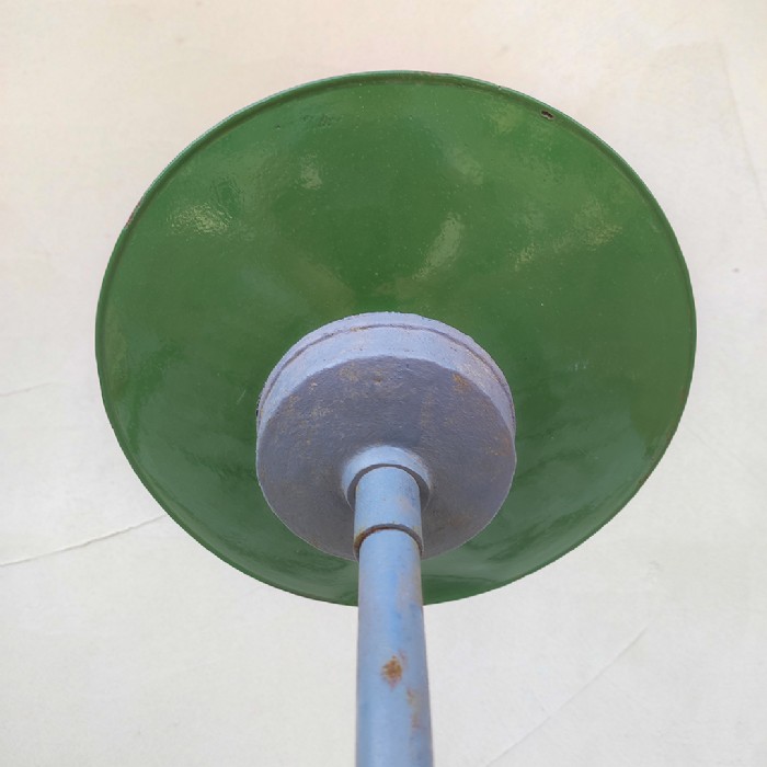 Passa il mouse sull'immagine per ingrandire Lampada industriale da parete ungherese vintage D24 - foto 6