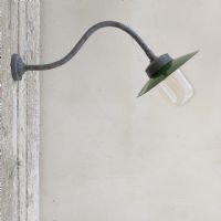 Ingrandisci l'immagine Lampada industriale da parete ungherese vintage D24 - miniatura 1