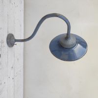 Ingrandisci l'immagine Miniatura dell'articolo Lampada da parete Lampada industriale ungherese da parete vintage n.373