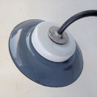 Ingrandisci l'immagine Miniatura dell'articolo Lampada da parete Lampada industriale ungherese da parete vintage n.374