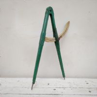 Miniatura dell'articolo Compasso in legno da falegname epoca fine '800 - Oggetto n.185