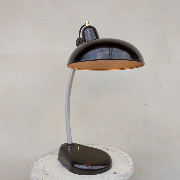 Immagine dell'articolo  Lampada ministeriale da scrivania vintage n.444