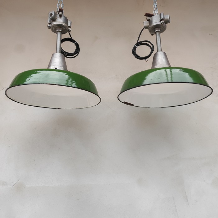 Miniatura dell'articolo Lampada industriale con fissaggio a soffitto vintage - Oggetto n.35