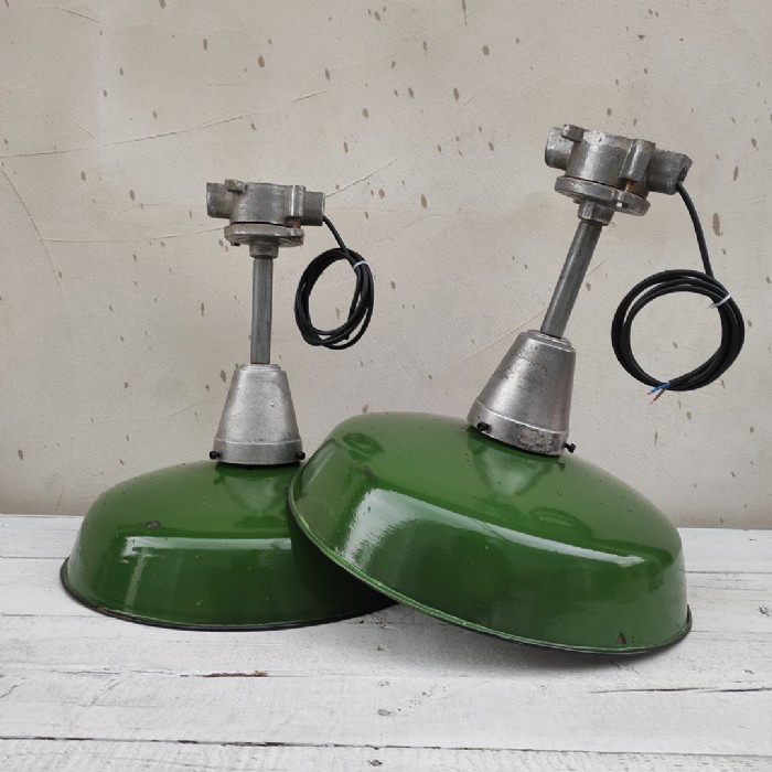 Miniatura dell'articolo Lampada industriale con fissaggio a soffitto vintage - Oggetto n.35
