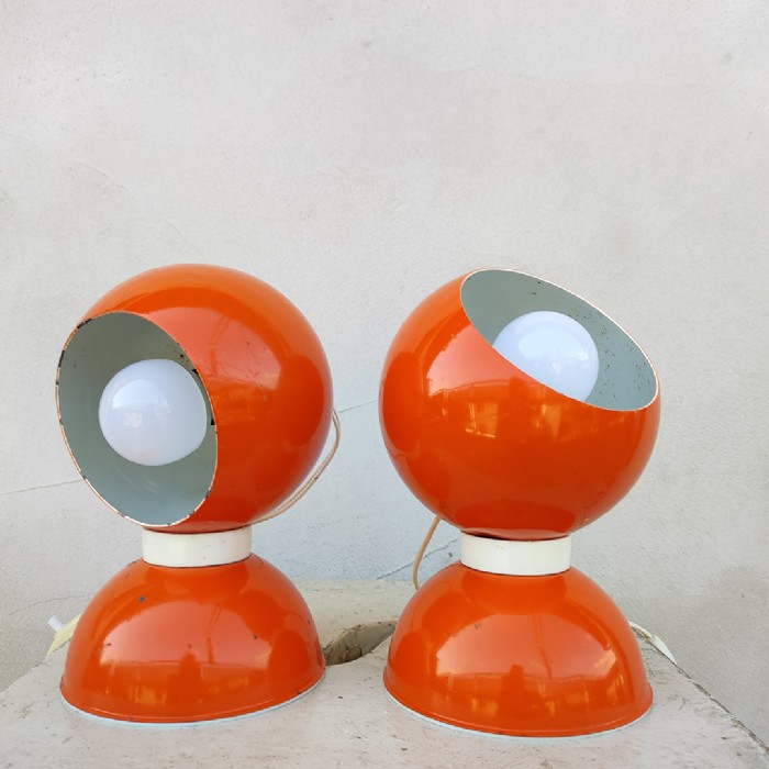 Passa il mouse sull'immagine per ingrandire Immagine dell'articolo Lampada da scrivania  Lampade magnetiche da tavolo di Goffredo Reggiani mid-century vintage n.331