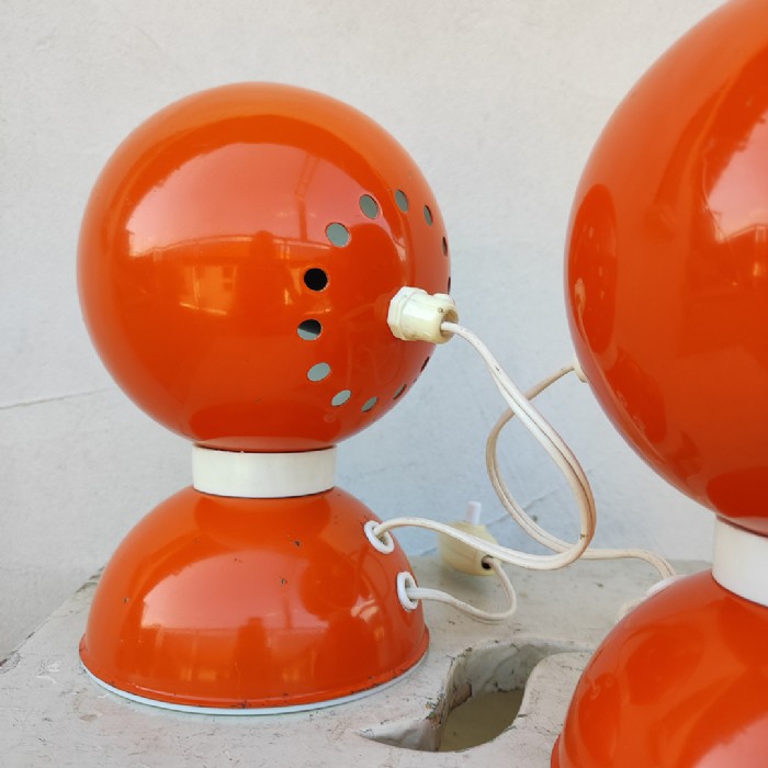 Passa il mouse sull'immagine per ingrandire Immagine dell'articolo Lampada da scrivania  Lampade magnetiche da tavolo di Goffredo Reggiani mid-century vintage n.331