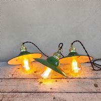 Ingrandisci l'immagine Miniatura dell'articolo Lampada industriale a sospensione Set di lampade industriali a sospensione francesi vintage D19,5 n.332