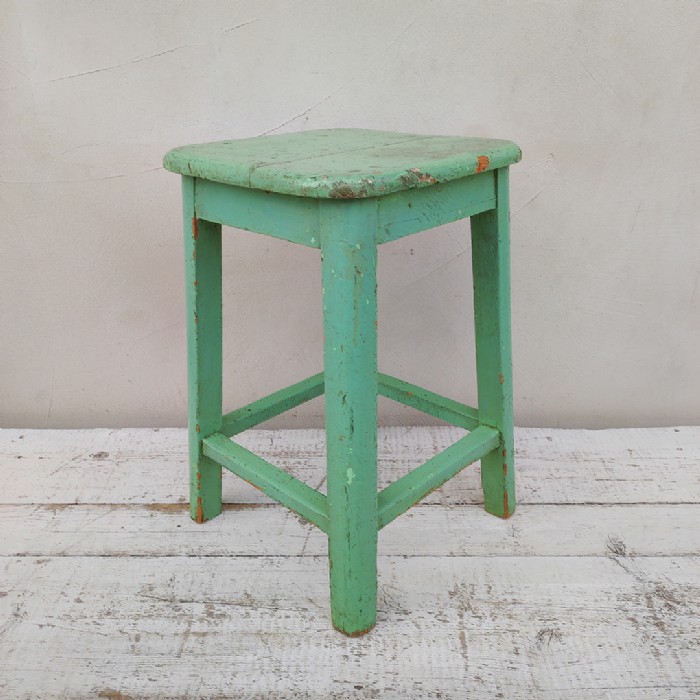 Immagine dell'articolo Sgabello rurale vintage Sgabello rurale di campagna vintage n.427