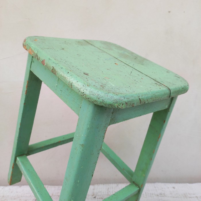 Immagine dell'articolo Sgabello rurale vintage Sgabello rurale di campagna vintage n.427