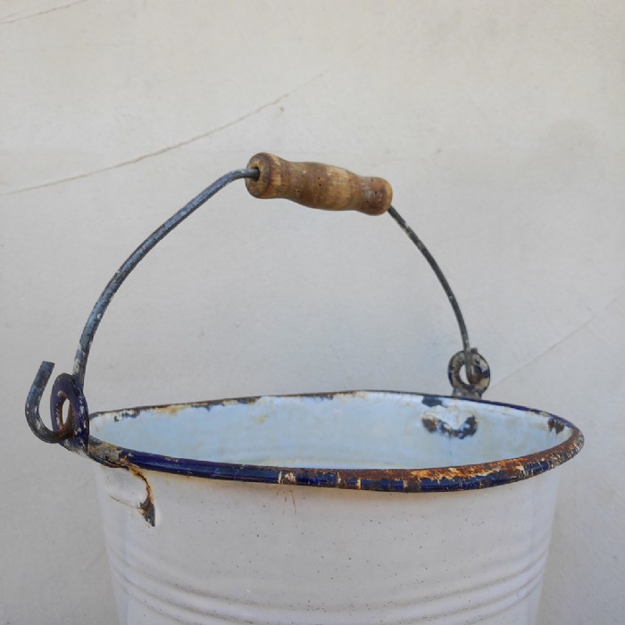 Immagine dell'articolo Contenitori Secchiello smaltato con manico vintage n.473