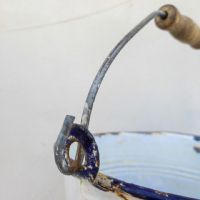 Miniatura dell'articolo Contenitori Secchiello smaltato con manico vintage n.473