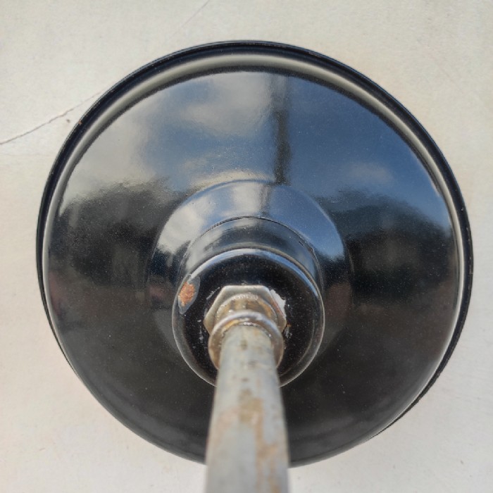 Passa il mouse sull'immagine per ingrandire Lampada industriale da parete ungherese vintage - foto 5