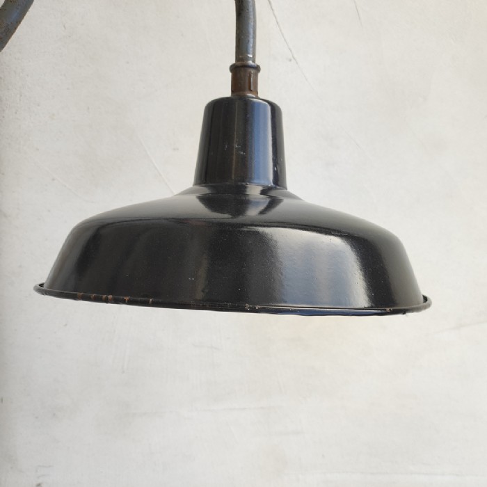 Passa il mouse sull'immagine per ingrandire Lampada industriale da parete ungherese vintage - foto 2