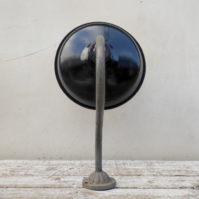 Passa il mouse sull'immagine per ingrandire Lampada industriale da parete ungherese vintage - foto 4