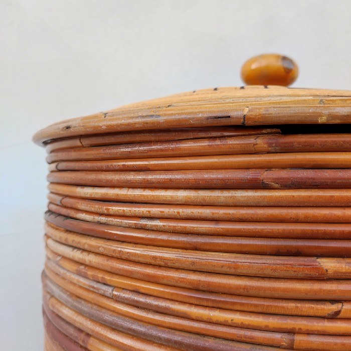 Immagine dell'articolo Contenitori Cesta in vimini mid-century vintage n.407