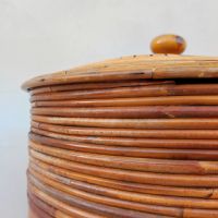Miniatura dell'articolo Contenitori Cesta in vimini mid-century vintage n.407