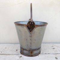 Miniatura dell'articolo Secchiello zincato e rivettato antico - Oggetto n.309
