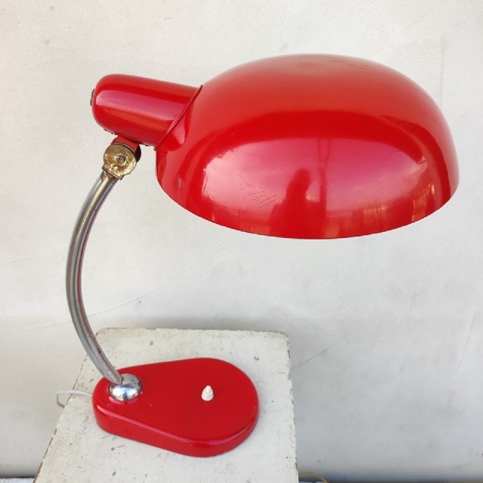 Passa il mouse sull'immagine per ingrandire Immagine dell'articolo Lampada da scrivania  Lampada da scrivania ministeriale Vintage n.347