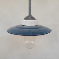 Ingrandisci l'immagine Miniatura dell'articolo Lampada industriale a sospensione Lampada industriale ungherese a sospensione vintage n.375