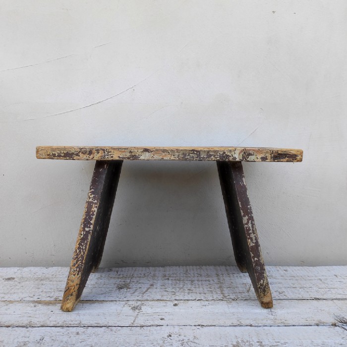 Immagine dell'articolo Sgabello rurale vintage Sgabello rurale di campagna vintage n.460