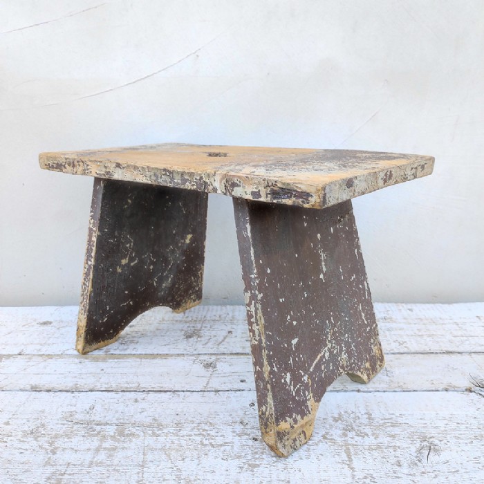 Immagine dell'articolo Sgabello rurale vintage Sgabello rurale di campagna vintage n.460